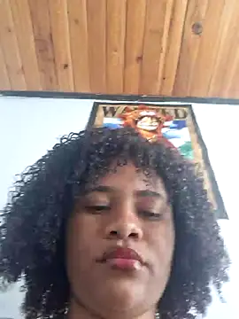 Snapshot of DANIELA_MICHEL chatting on 02/19/25, 04:00 DANIELA MICHEL online show from 02/19/25, 04:00