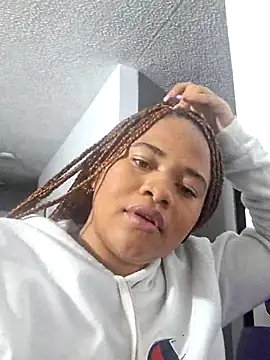 DANIELA MICHEL online show from 01/07/26, 02:03