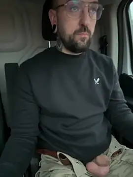 Snapshot of _Haptic_ chatting on 12/12/24, 03:05 Haptic online show from 12/12/24, 03:05