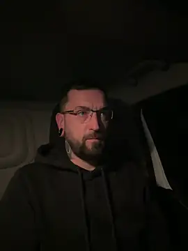 Snapshot of _Haptic_ chatting on 03/21/25, 01:34 Haptic online show from 03/21/25, 01:34