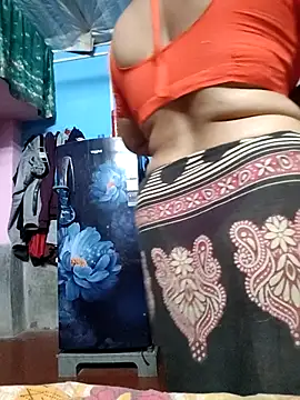 Snapshot of BERRY_00 chatting on 12/01/25, 05:40 BERRY 00 online show from 12/01/25, 05:40