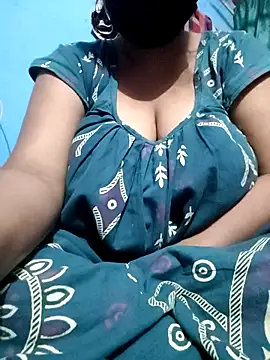 Snapshot of BERRY_00 chatting on 01/12/26, 05:51 BERRY 00 online show from 01/12/26, 05:51