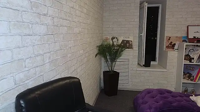 Nika Kitten online show from 09/08/25, 05:34