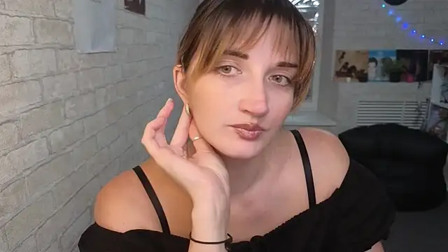 Nika Kitten online show from 02/02/26, 11:09