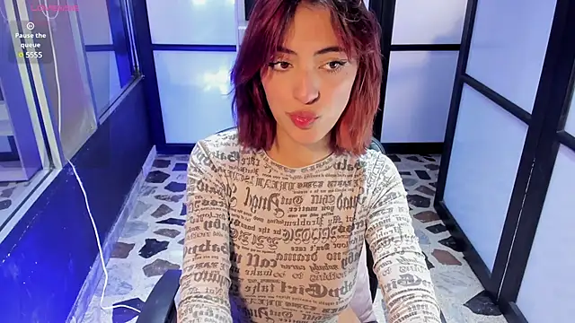 AlliceRosero online show from 02/25/25, 05:19