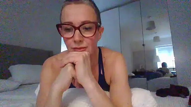 ELEGANT-ARIA36 online show from 01/13/25, 03:15