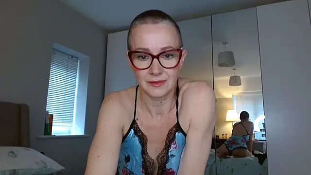 ELEGANT-ARIA36 online show from 02/24/25, 08:49