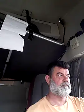 Snapshot of Billy72 chatting on 06/01/26, 04:31 Billy72 online show from 06/01/26, 04:31