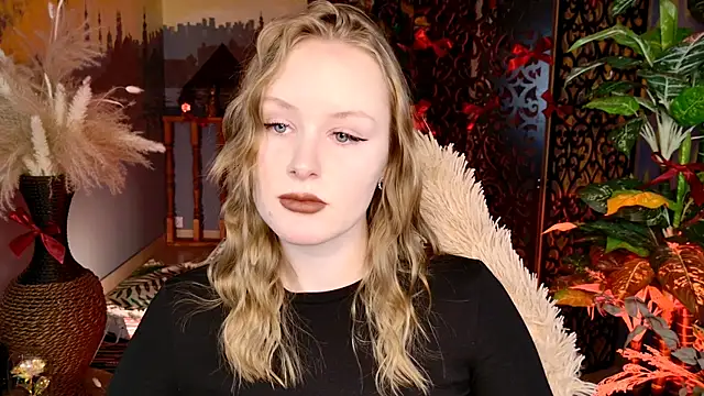 VivienLeeigh online show from 02/13/26, 09:05