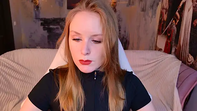 VivienLeeigh online show from 04/08/26, 05:07