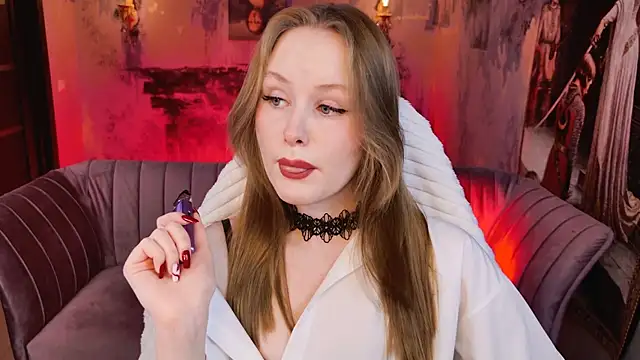 VivienLeeigh online show from 04/21/26, 05:25