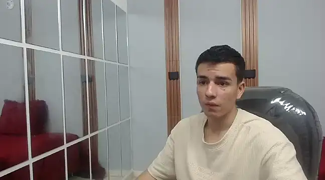 hot boy x18 online show from 02/11/25, 05:29