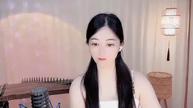 Snapshot of Tian-xin-999 chatting on 05/18/26, 04:13 Tian-xin-999 online show from 05/18/26, 04:13