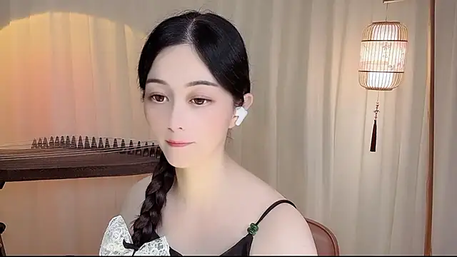 Snapshot of Tian-xin-999 chatting on 07/20/26, 01:35 Tian-xin-999 online show from 07/20/26, 01:35