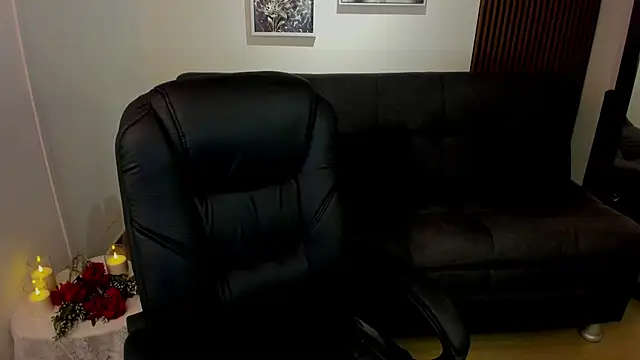 crimson tati  online show from 09/27/25, 03:55