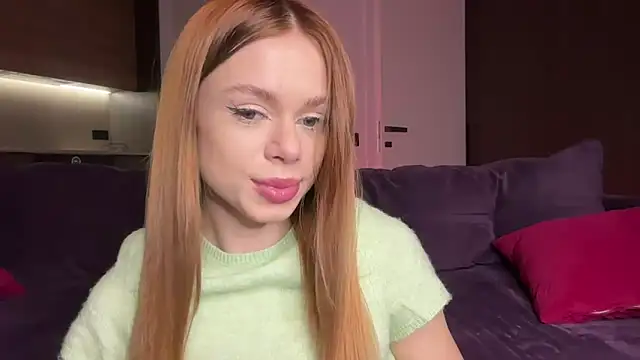 little fox alisa online show from 02/19/25, 01:40