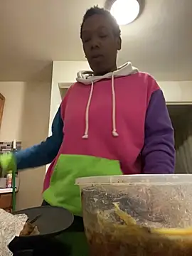 Snapshot of MsSapPhire500 chatting on 03/14/25, 01:37 MsSapPhire500 online show from 03/14/25, 01:37