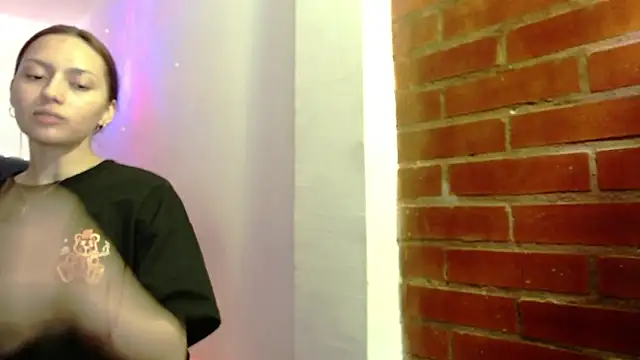 holy juli online show from 03/22/26, 03:32