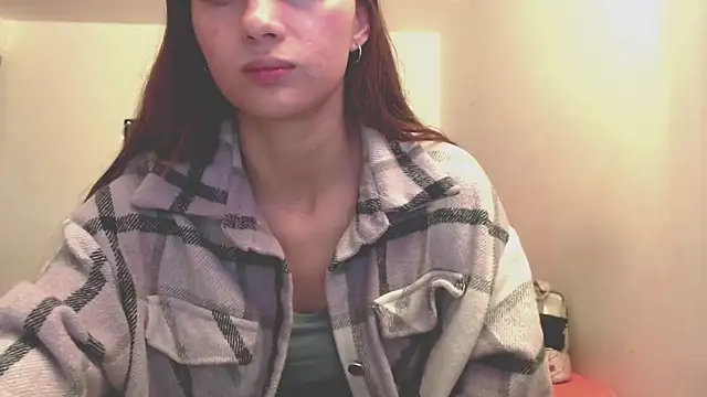 holy juli online show from 04/07/26, 04:24