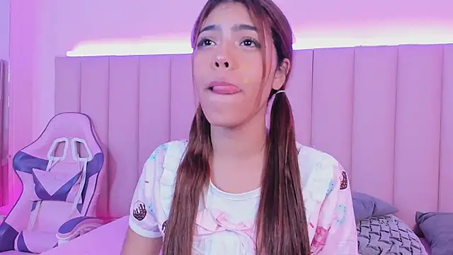 KellyOlsenbe online show from 02/09/25, 05:40