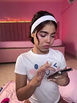 KellyOlsenbe online show from 03/16/26, 08:57