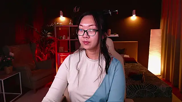 Marine Vact online show from 10/13/25, 02:06