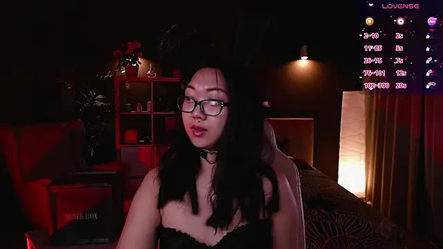 Marine Vact online show from 10/14/25, 02:07