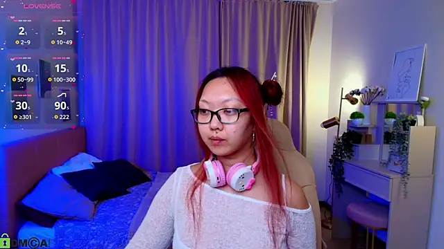 Snapshot of Marine_Vact chatting on 07/15/26, 04:56 Marine Vact online show from 07/15/26, 04:56