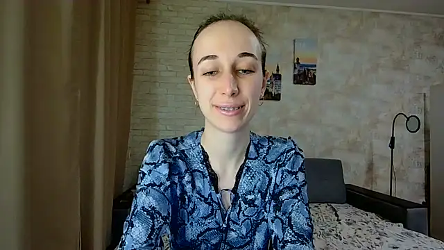 Anika bloom online show from 04/16/26, 08:42