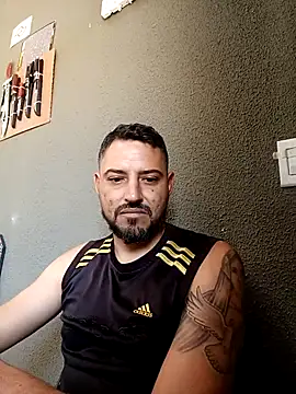 P4uzud4O online show from 04/16/26, 12:39