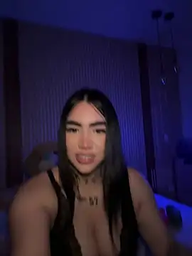 Nickiiiii online show from 02/06/26, 05:56