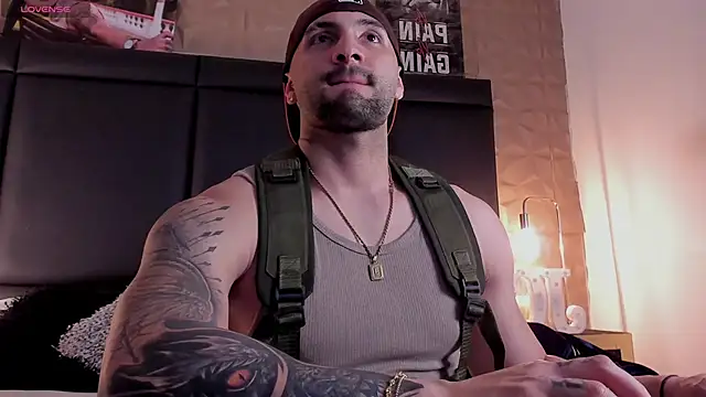 JeanColleman online show from 10/31/25, 04:13