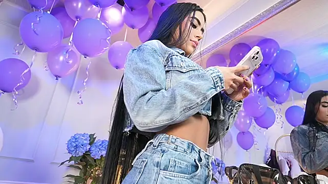 elasummer online show from 04/22/26, 12:39