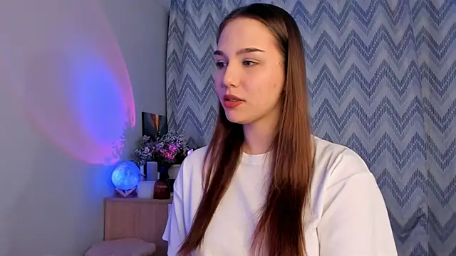 Snapshot of Tate_Angel chatting on 01/22/25, 06:10 Tate Angel online show from 01/22/25, 06:10