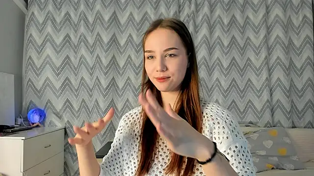 Snapshot of Tate_Angel chatting on 02/07/25, 06:13 Tate Angel online show from 02/07/25, 06:13