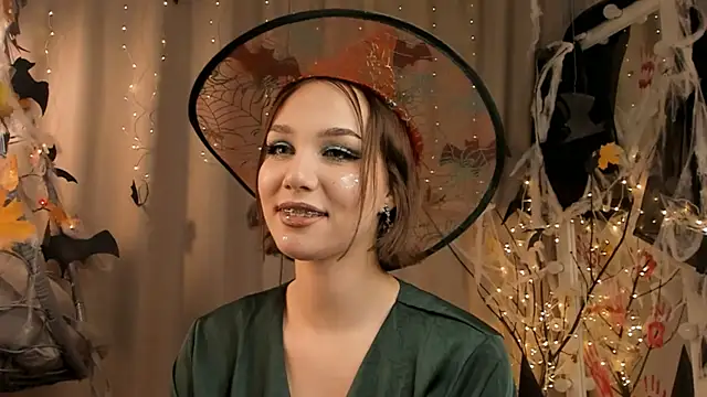 Snapshot of Tate_Angel chatting on 10/31/25, 06:09 Tate Angel online show from 10/31/25, 06:09