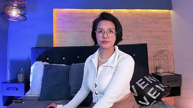 victoria byte online show from 12/14/25, 08:35