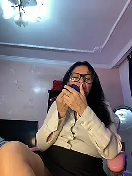 Sharongirl07 online show from 01/25/25, 11:32