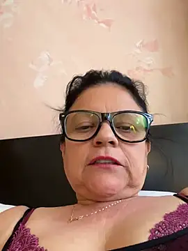 Sharongirl07 online show from 03/07/25, 06:00