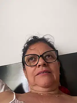 Sharongirl07 online show from 05/03/26, 03:40