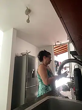 Sharongirl07 online show from 06/03/26, 02:33