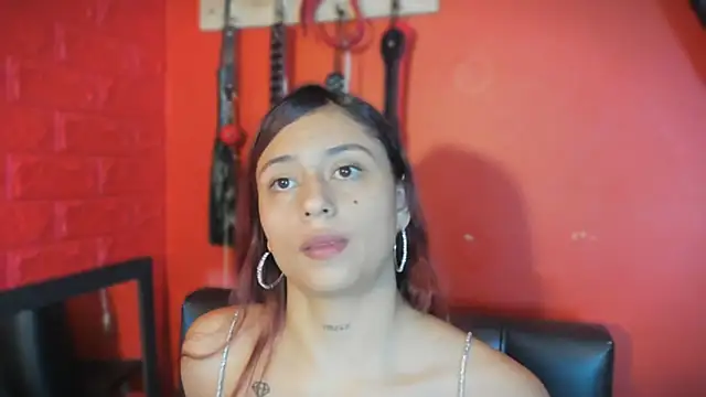 Monttserratt online show from 03/18/26, 07:17