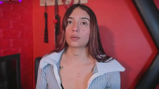 Monttserratt online show from 03/25/26, 07:09