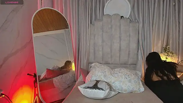 sunshine maddy online show from 06/24/26, 12:42
