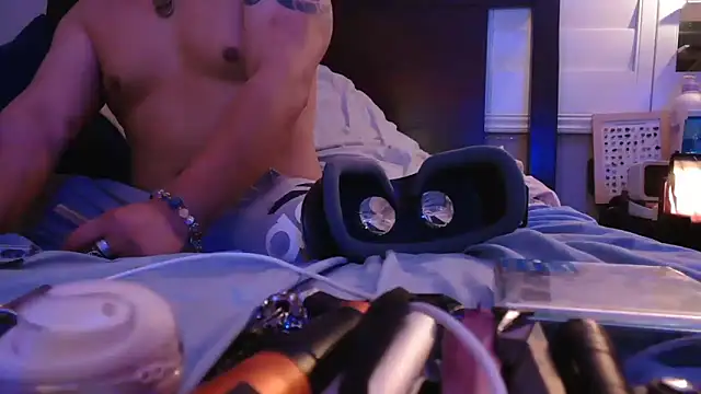 cloudyspun online show from 11/21/25, 03:16