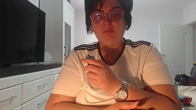 Amandamuller1982 online show from 04/20/26, 08:39