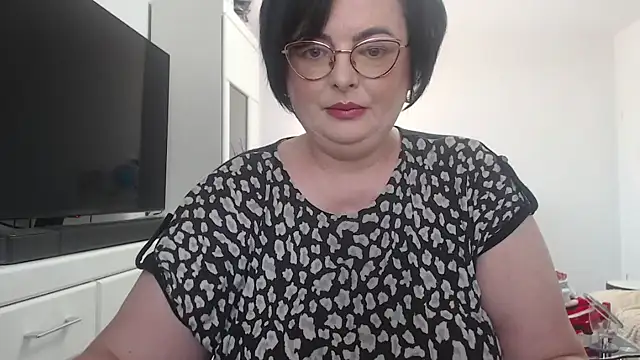 Amandamuller1982 online show from 05/06/26, 07:46