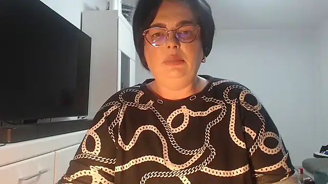 Amandamuller1982 online show from 05/12/26, 09:23