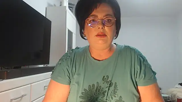 Amandamuller1982 online show from 05/16/26, 08:07