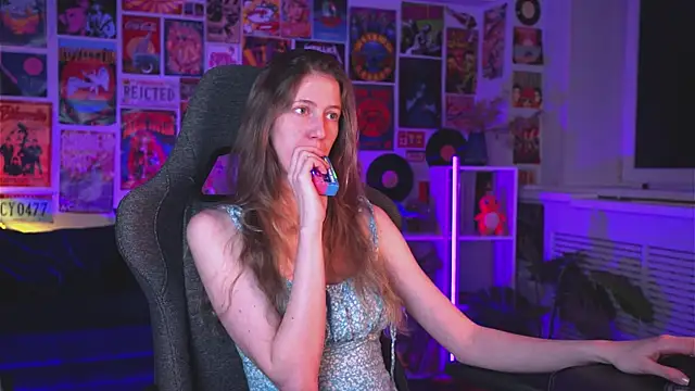 Sharon Evansi online show from 02/05/25, 12:38